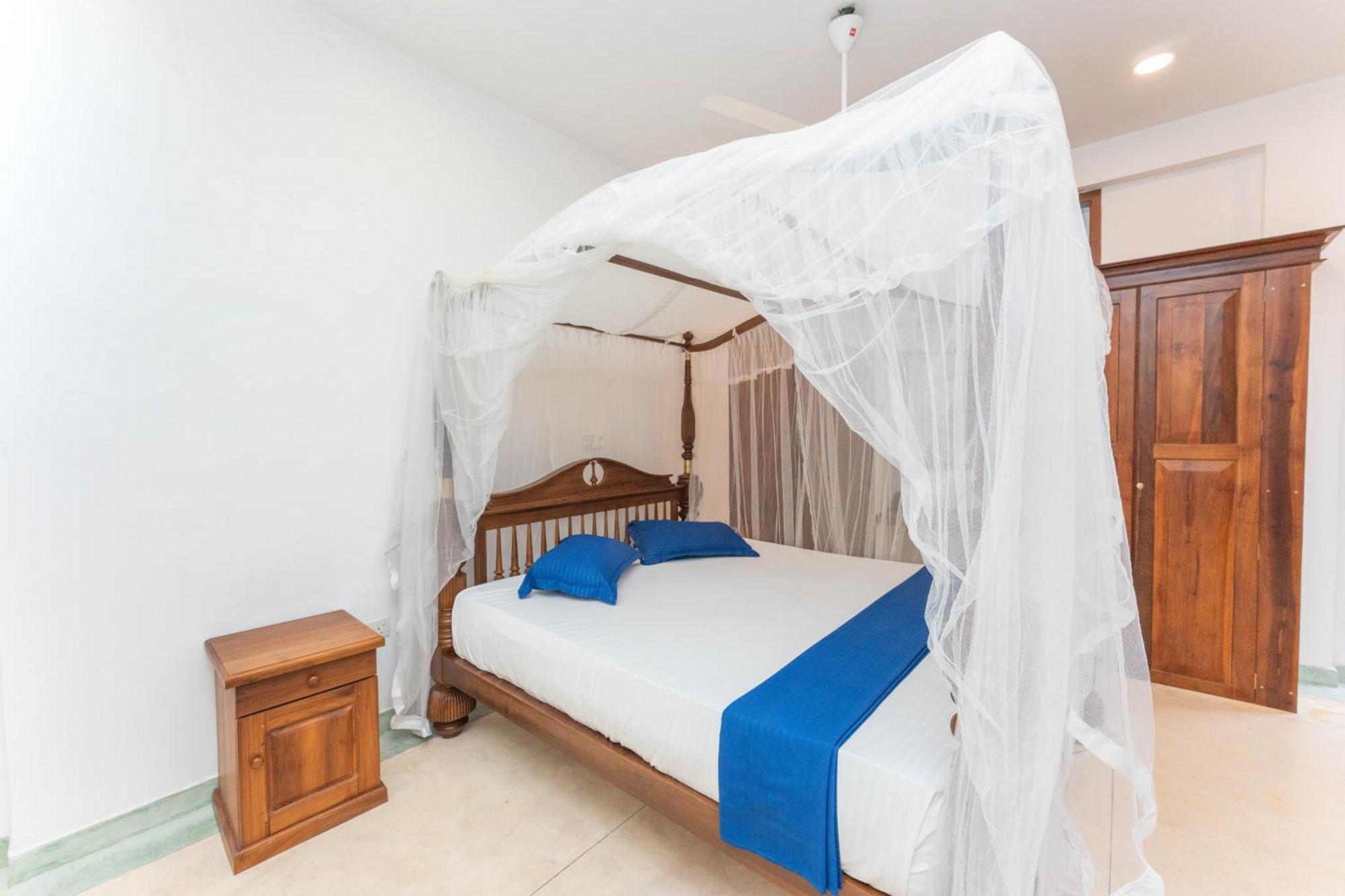 Hotel Coconut Bar Sea Lodge Берувала Экстерьер фото