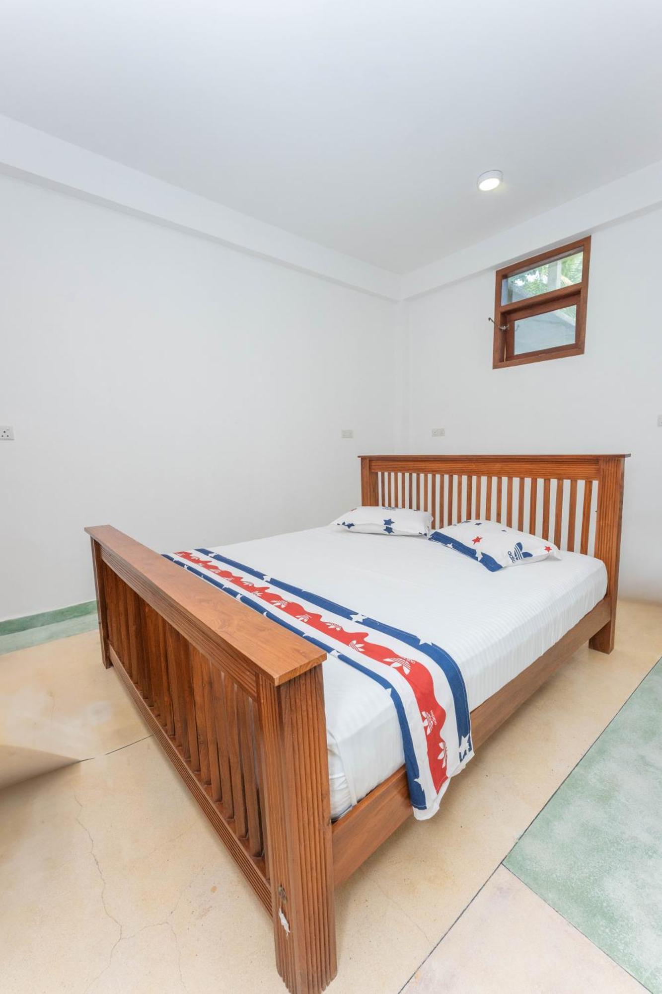 Hotel Coconut Bar Sea Lodge Берувала Экстерьер фото