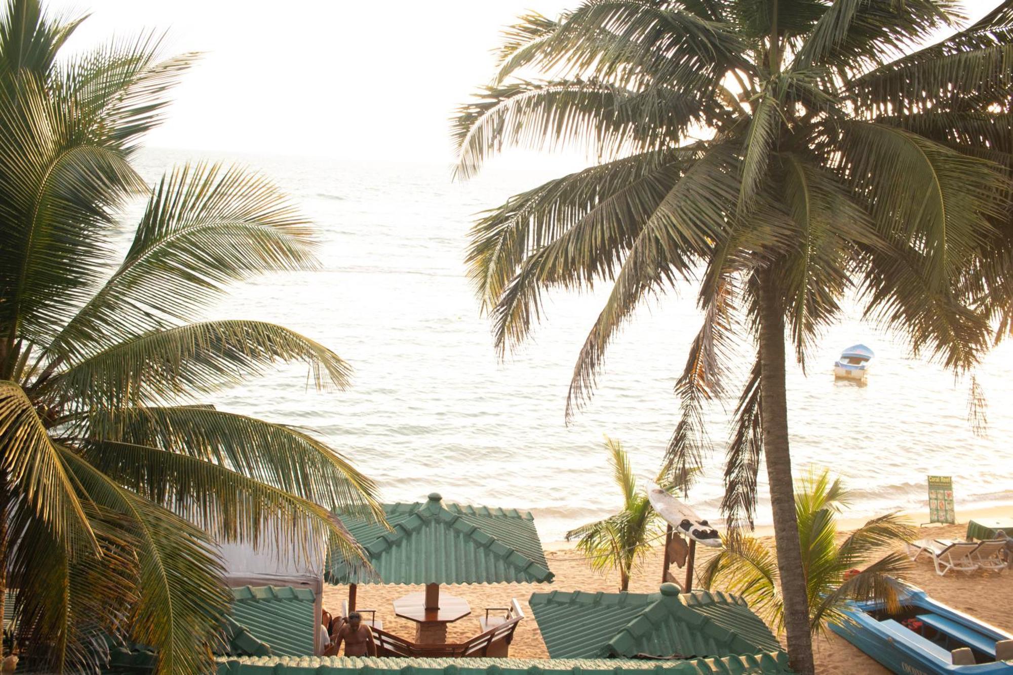 Hotel Coconut Bar Sea Lodge Берувала Экстерьер фото